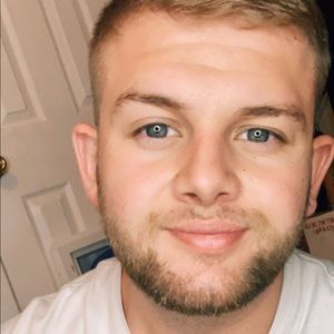 Meet your Posher, Cade